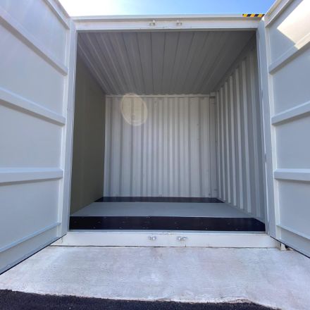 Industrial Unit in Ebbw Vale - photo 2